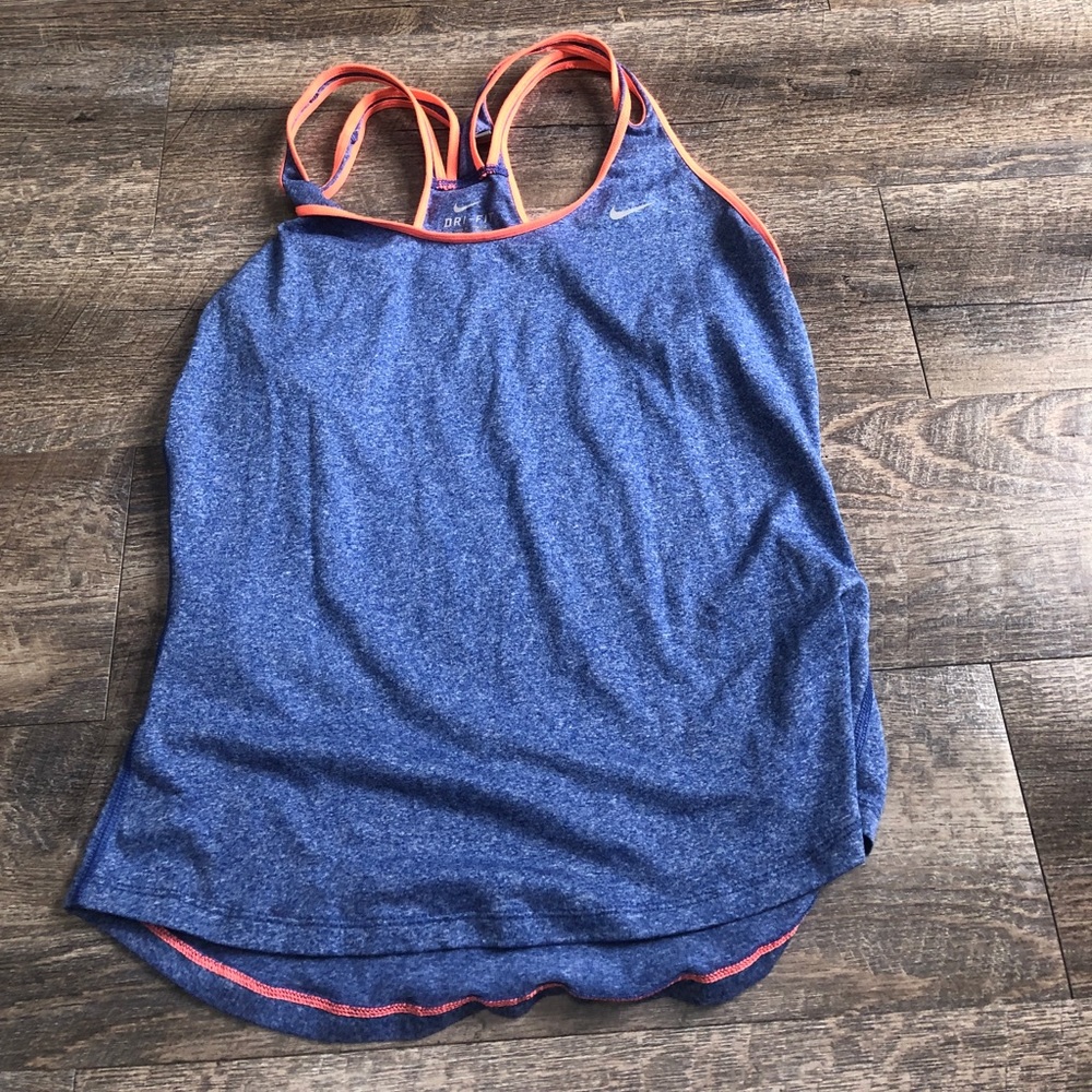 NIKE tank